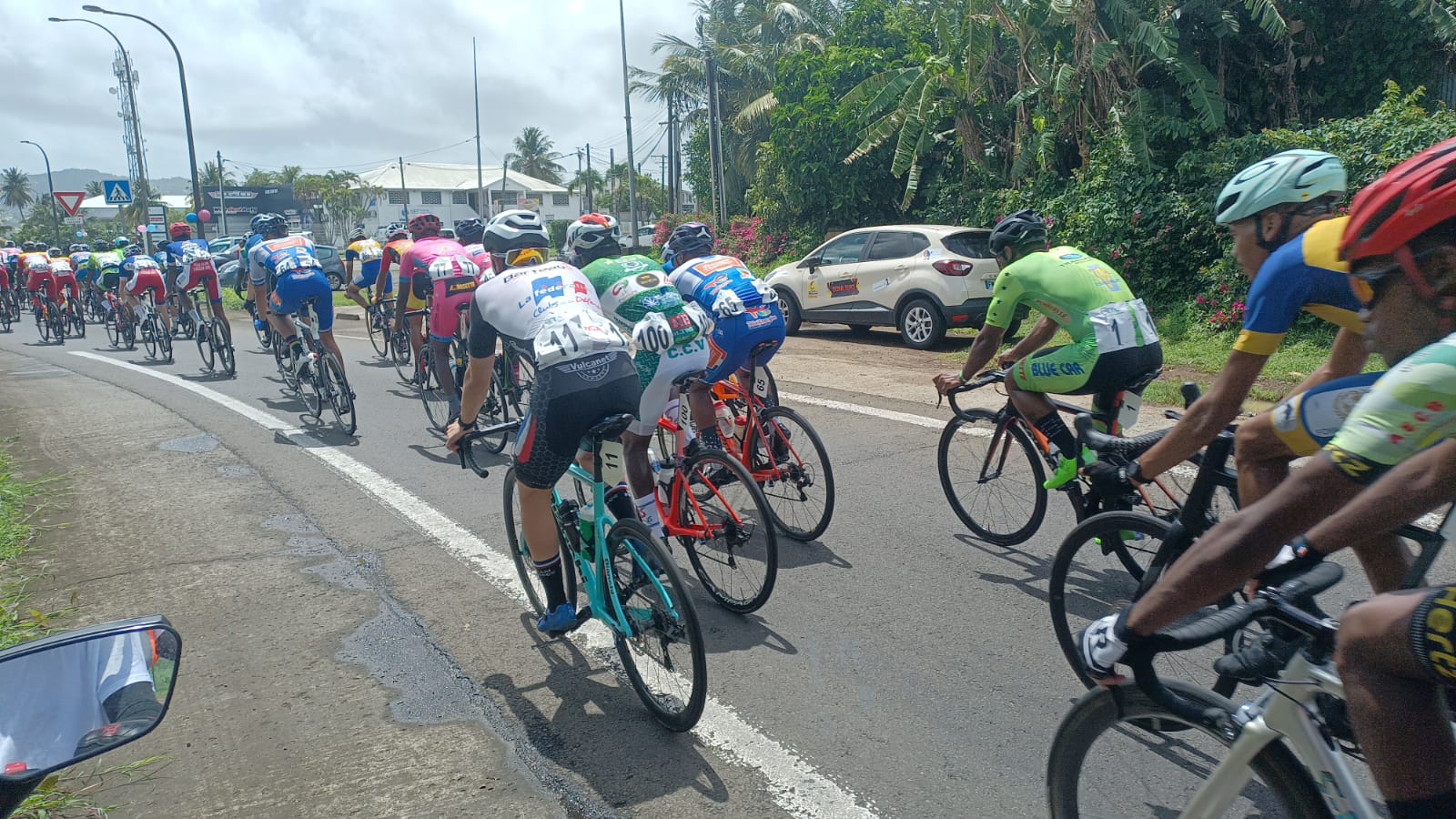 Tour cycliste de Martinique 2022 MarinFortdeFrance et un contrela